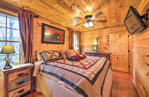 Blairsville Cottage | Blairsville Cottage < 1 Mi to Nottely Lake!