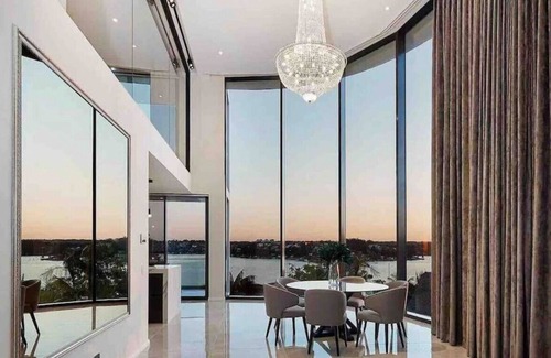 Blakehurst Other | Blakehurst · SYD Luxury cheerful water view holiday house