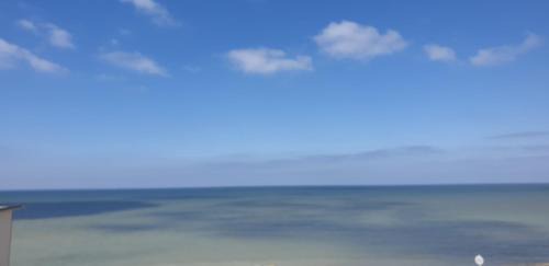 Ault Apartment | Blanc d'ecume