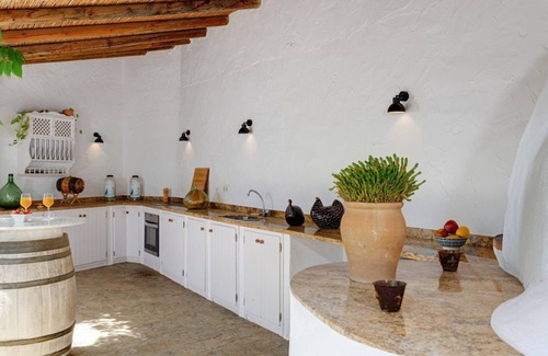 Canillas de Aceituno Villa | Blanco De Caza - Three Bedroom Villa, Sleeps 6