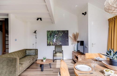 Zwiggelte House | Blauwreiger I Geniet in dit Moderne Huisje