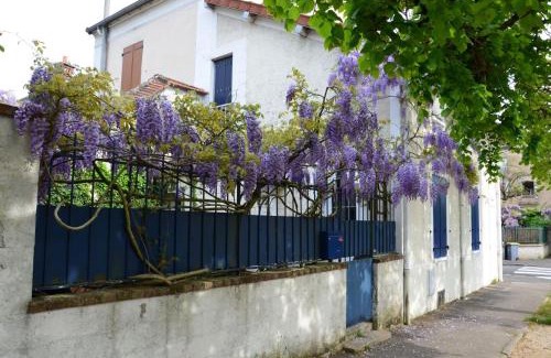 Fontainebleau Apartment | Bleautiful "Eugénie" Charmante Maison de ville