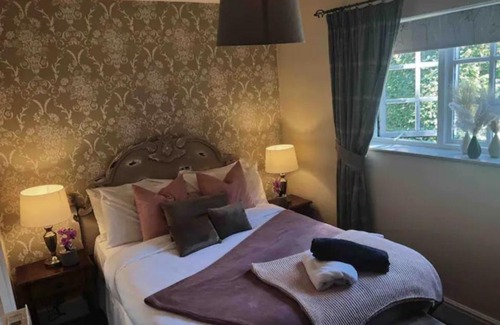 Etwall Hotel | Blenheim House Hotel