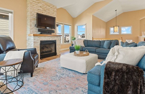 Manteo House | Blessed by the Bay 5 Bedroom Home in Manteo