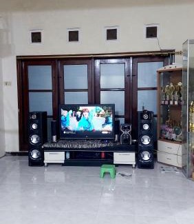 Oro Oro Ombo House | Blessed Vintage Villa Batu Malang