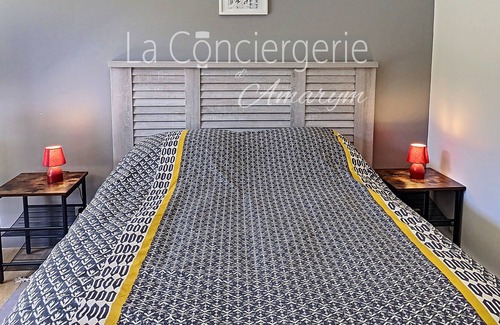 Eu Apartment | Bleu soleil, joli studio rez-de-chaussée à EU