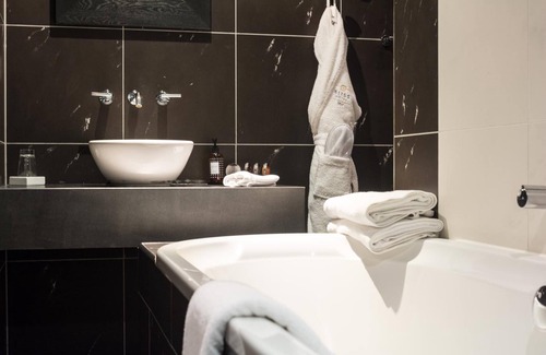 City Hotel | Bliss Boutique Hotel