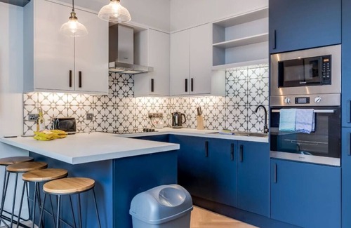 Belfast City Centre Apartment | Bliss Stay Belfast: University Street - LUXURY apartment