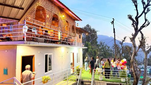 Sirala House | Blissful Mountain Kyarki