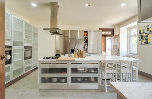 Cascais Villa | Blissful Seafront