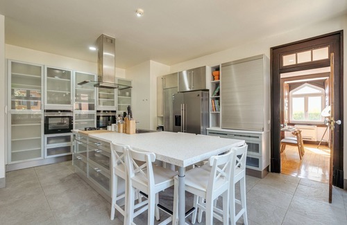 Cascais Villa | Blissful Seafront