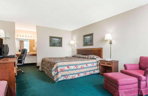 Wabash Hotel | BlissPoint Inn Wabash