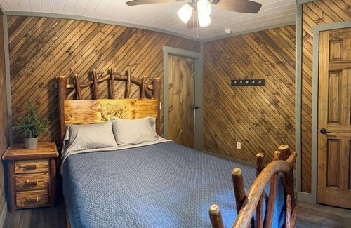 Tylersville House | Blitz Hollow Retreat Apt. near Trophy Fishing