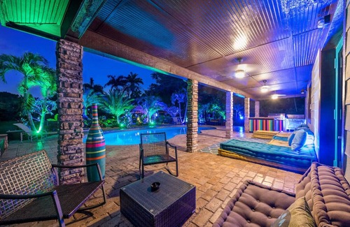 North Miami Beach Apartment | Blockchain · The Manor