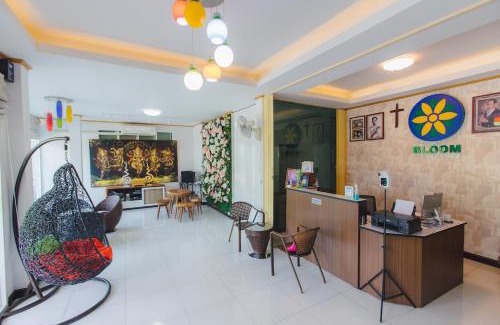Chang Phueak Hotel | Bloom Guesthouse