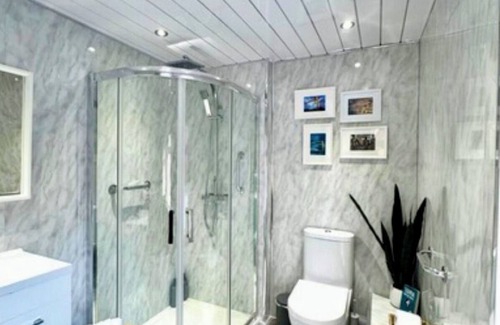 Belfast House | Bloom19 - 5mins from City Centre