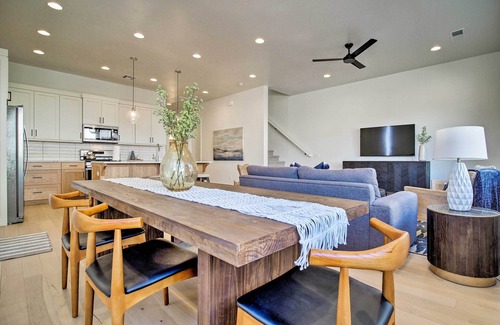 Bloomington House | Bloomington Club - Pool - Hot Tub - Golf - EV Charger