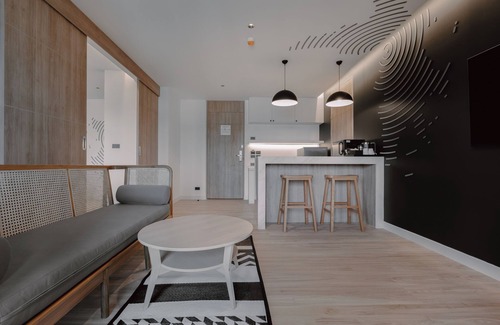 Bang Tao Hotel | Blu Monkey Hub & Hotel Bangtao Beach Phuket