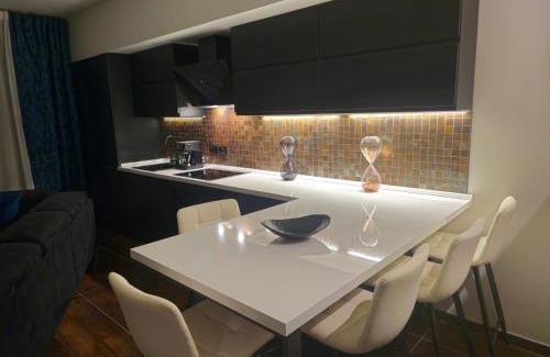 Vicenza Apartment | Blu Petrolio Stay-Karabas Apartments