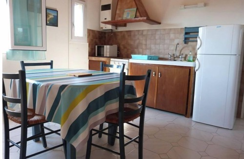 Porto-Vecchio Apartment | BLUE APARTMENT (upstairs)