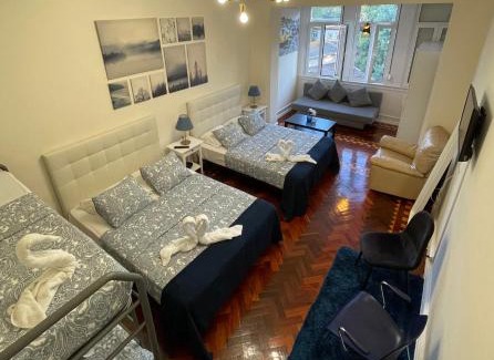 Sao Sebastiao da Pedreira House | Blue Bairro Guesthouse