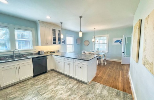 Sea Cottage Addition House | Blue Bay | Chesapeake Properties