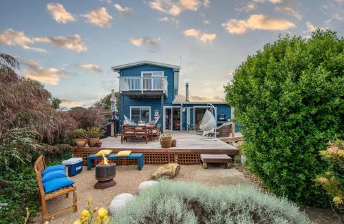 Surf Beach House | Blue Bay View Surf & Sauna Stay