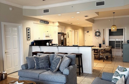 Lower Grand Lagoon Condo | Blue Bungalow 3rd Floor, Huge Beach Balcony, 2-BR 2-BA + Bunks, Treasure Island