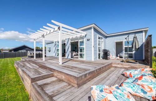 Martinborough House | Blue Bungalow