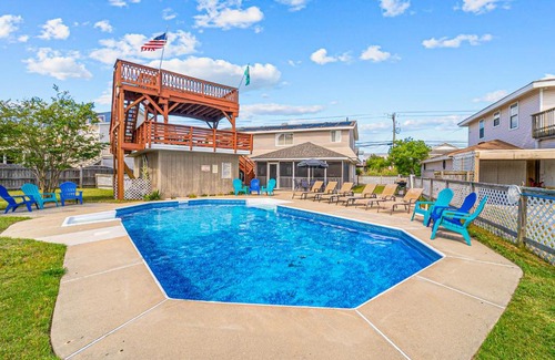 Sandbridge House | Blue By You