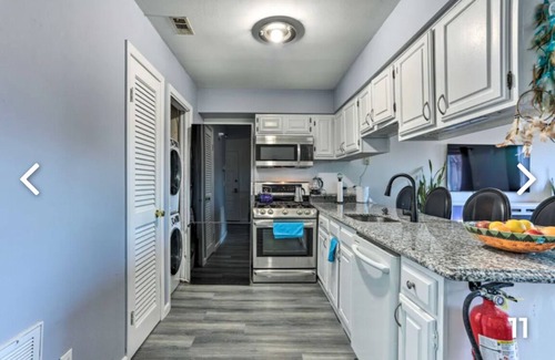 Vernon Condo | Blue Cactus