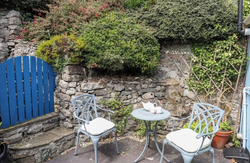 Beaumaris Cottage | BLUE COTTAGE, family friendly, country holiday cottage in Beaumaris