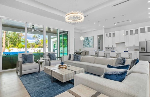 Bonita Shores House | Blue Diamond Beach Home
