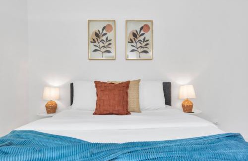 Greater East End House | Blue Dream Houston-10mins-Downtown- MinuteMaidPark