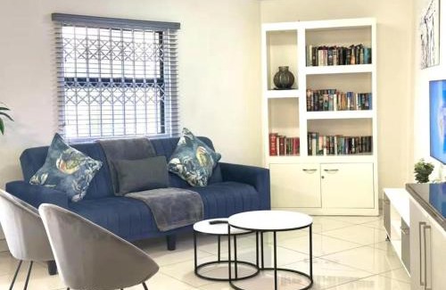 Umhlanga Ridge House | Blue Escape 2 Bed Apartment in Umhlanga with Complex Rooftop Braai & Pool