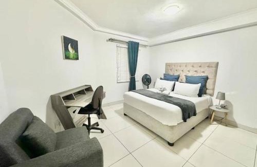 Umhlanga Ridge House | Blue Escape 2 Bed Apartment in Umhlanga with Complex Rooftop Braai & Pool