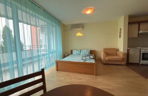 Elenite Apartment | Blue escape