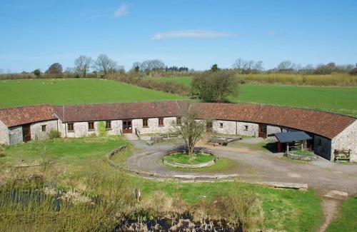 Compton Martin Apartment | Blue Faced Leicester & Romney