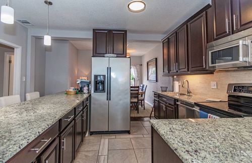 Safety Harbor House | Blue Gecko at Safety Harbor - Entire Home PLUS Guest House