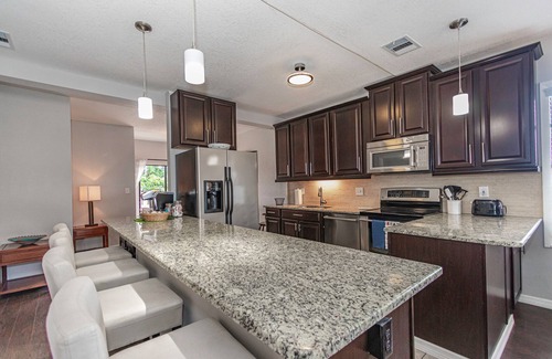 Safety Harbor House | Blue Gecko at Safety Harbor - Entire Home PLUS Guest House