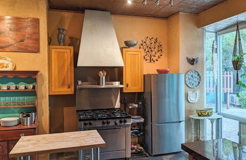 San Clemente House | Blue Harmony: Spacious Desert Retreat. Close to UofA and Reid Park