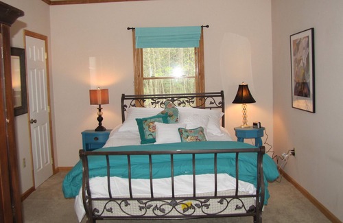 Bakersville Cabin | Blue Haven for Views