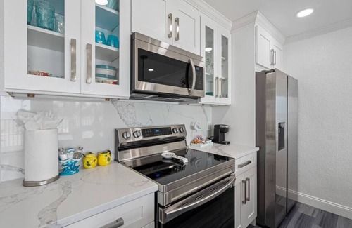 Rocky Point Condo | Blue Heaven Paradise Luxury unit - Tampa bay views