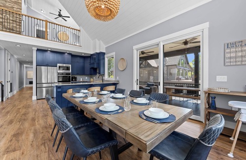 Lake Norman of Catawba House | Blue Heron by AvantStay | Lakefront, Dock, Pool, Theater | Sleeps 22