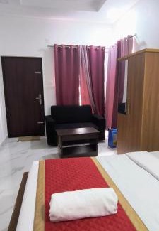 Kanthalloor Apartment | Blue home stay