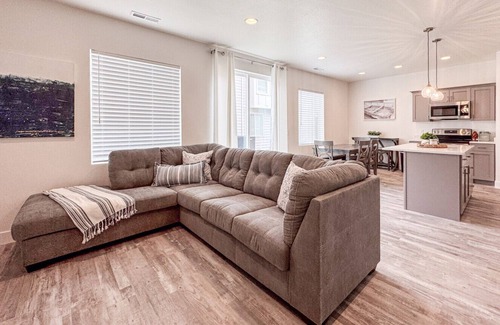 Garden City Villa | Blue Lake Haven Townhouse