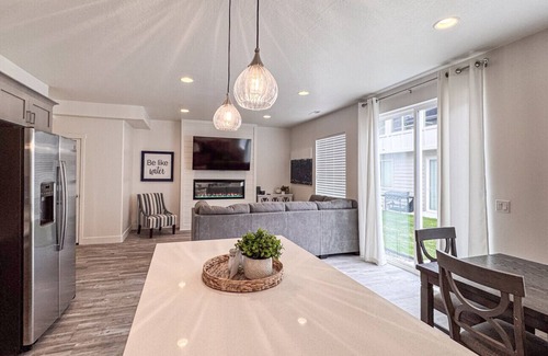 Garden City Villa | Blue Lake Haven Townhouse