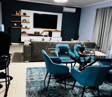 Bloubergstrand Apartment | Blue Lily Haven Cape Town Self Catering Home