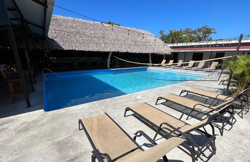 Jaco Resort | Blue Marlin 2 Private 10 Bedroom Resort - Next to the Cocal Casino.