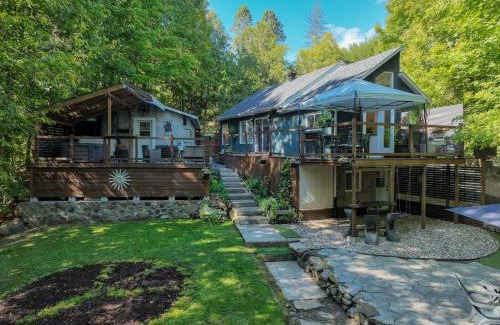 Prevost Ski Chalet | Blue Moon Winter '26 Cozy, Close To Everything